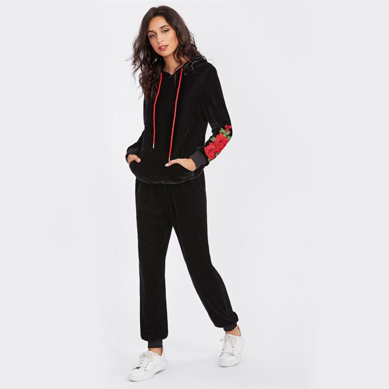 3D Flower Patch Velvet Hoodie & Sweatpants Set