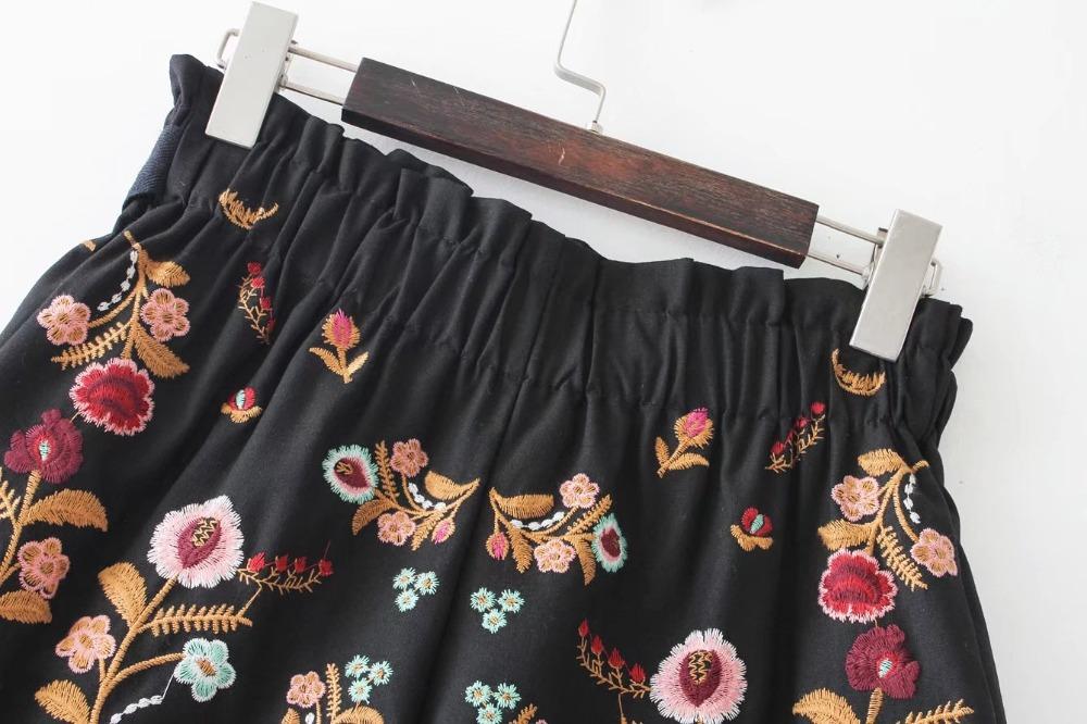 Floral Embroidery Rivet Lace-up Skirts