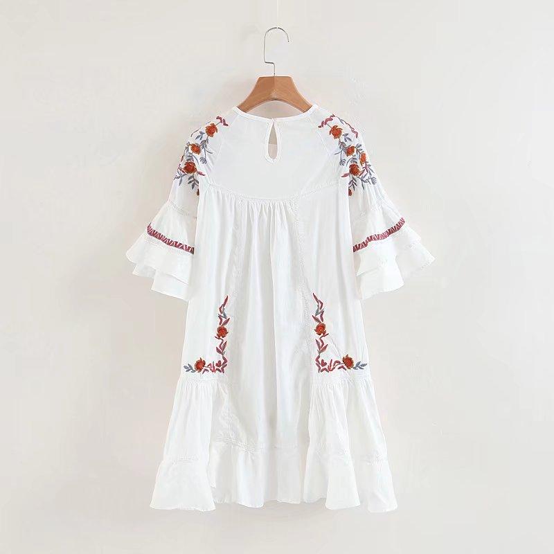 Embroidery Floral O-neck Summer Dress