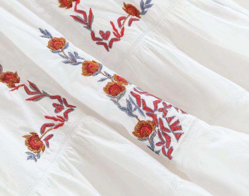 Embroidery Floral O-neck Summer Dress